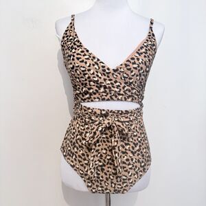 Aerie Cheetah Print Wrap One Piece Swimsuit Size Large